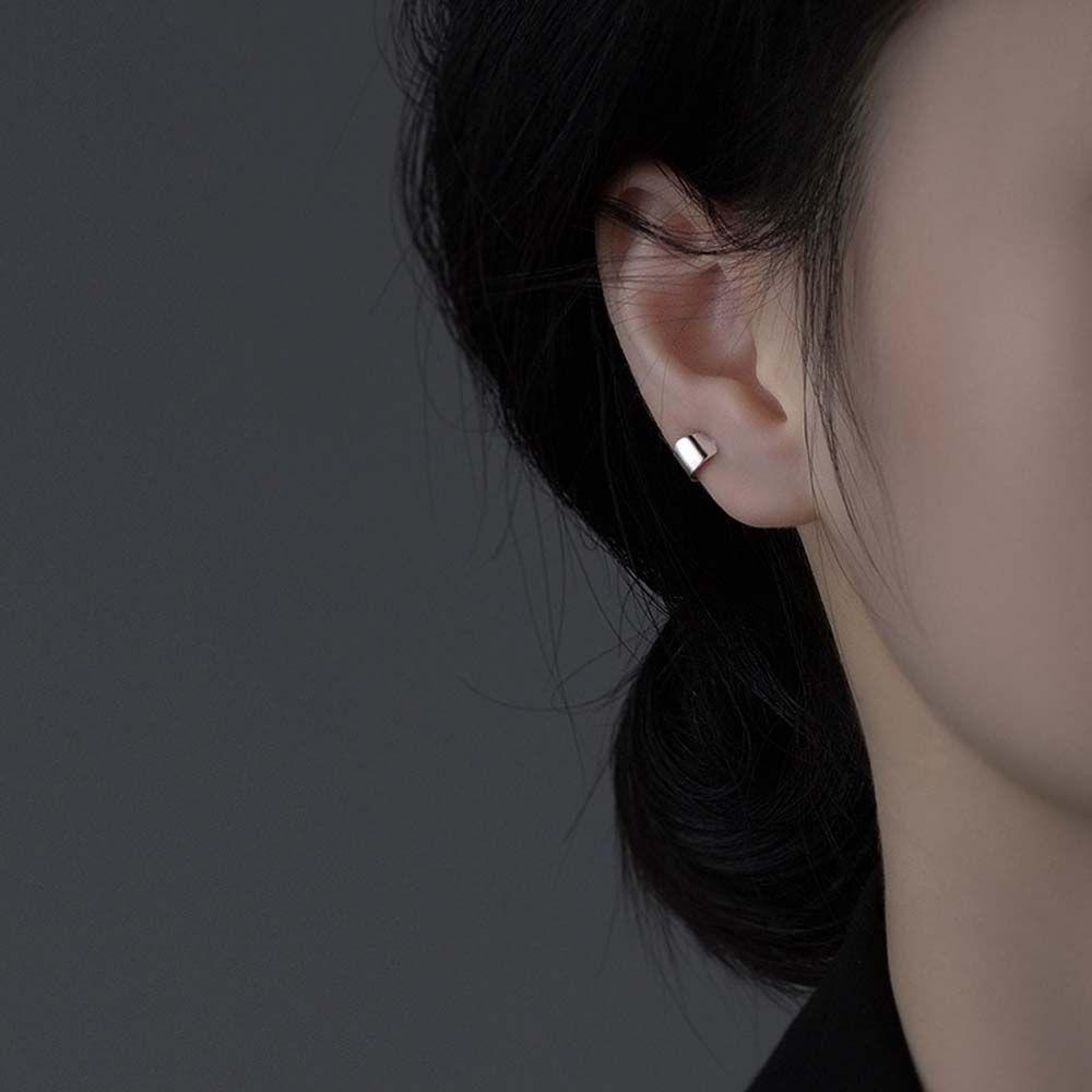 Anting Pejantan Agustina Trendi Geometris Glossy Pria Tembaga Aksesoris Telinga Gadis Anting Korea