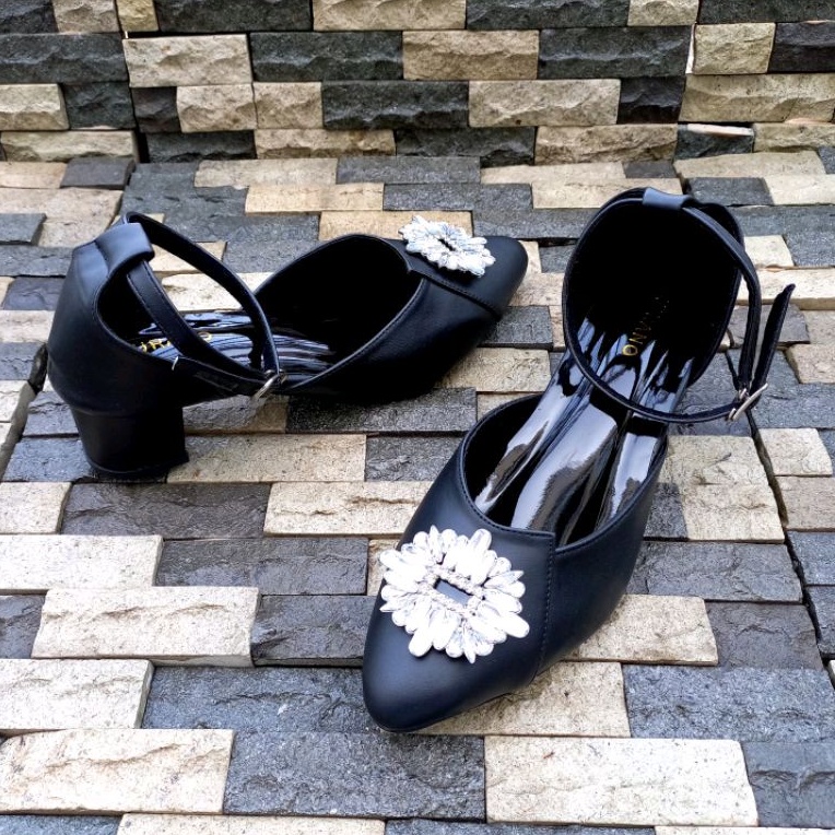 Murano Renata Black Special Edition Sepatu Big Size Jumbo 41-46