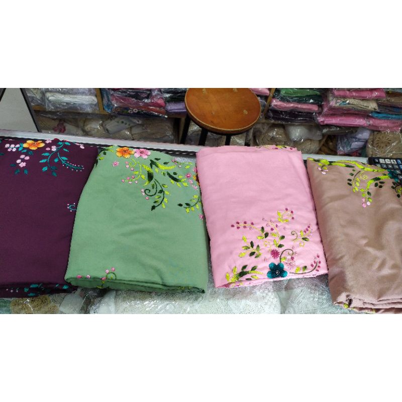 mukena khadijah sulam timbul bukittinggi