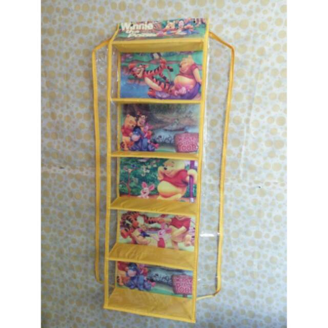 Rak Tas Winnie the Pooh  dilengkapi resleting Alas Full triplek plastik tebal