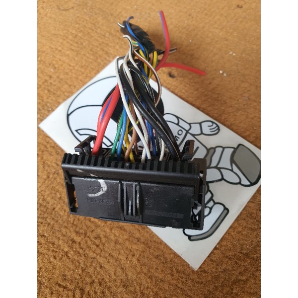 soket konektor socket modul sensor rem Abs pin 18 original yamaha fi old new Nmax R15 Mt15 155 Xmax 