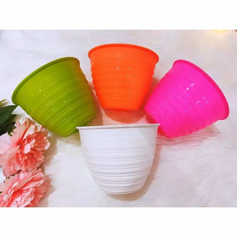 Pot Tawon Putih Pot Plastik Pot Tanaman Pot Bunga Pot Kaktus 18cm