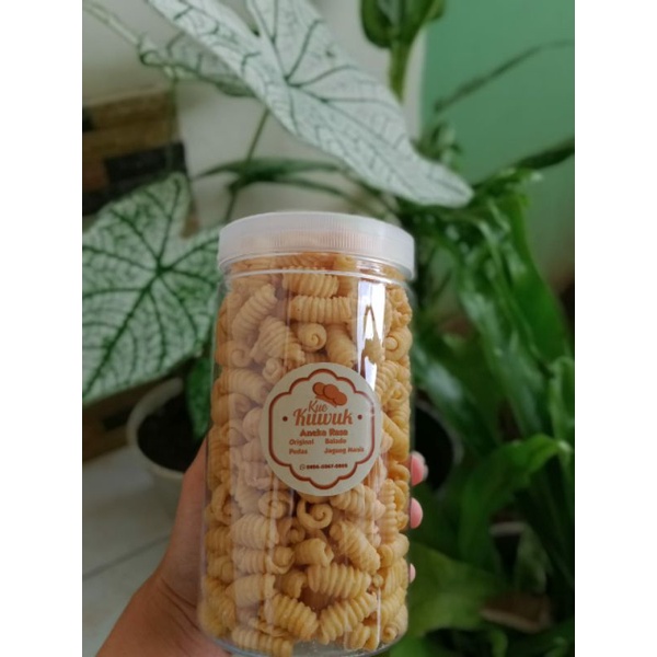 

Kue Kuwuk Aneka Rasa Toples