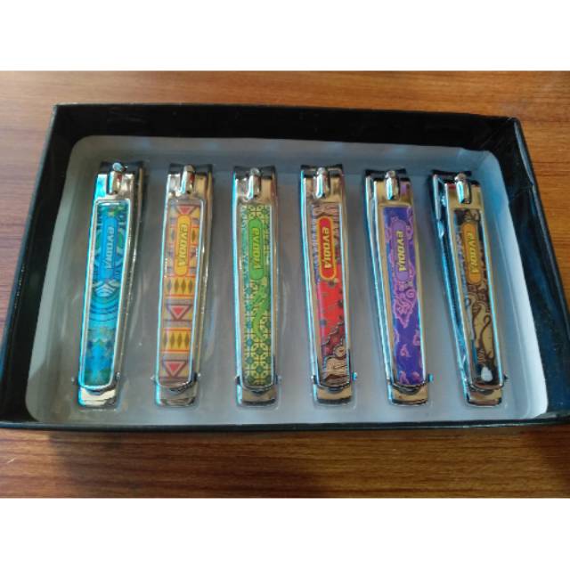 Gunting kuku besar Batik (1 pcs)