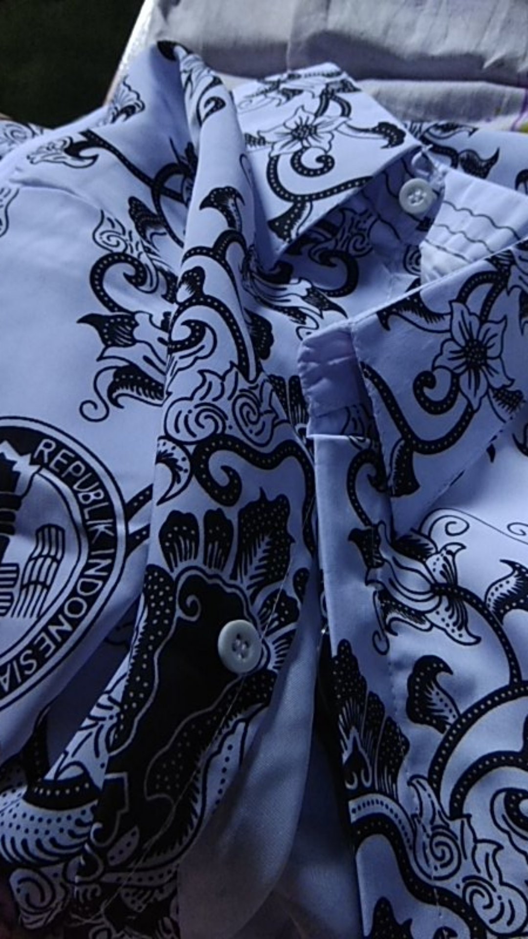 Kemeja Batik Pgri Pria Berfuring Bahan Polyster  By Tensa Yes