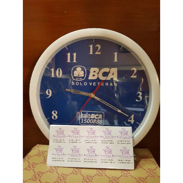 Souvenir Custom Jam Dinding  Logo Nama Perusahaan Kantor Grosir Murah Box Unik Boks Suvenir Promosi