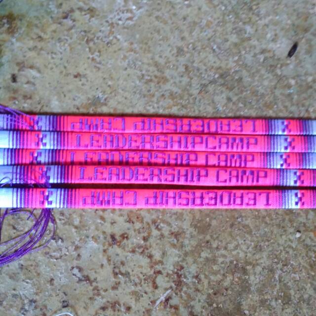 Gelang tenun khas lombok