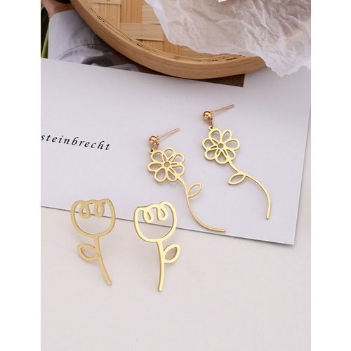 LRC Anting Tusuk Fashion Tulip Matte Gold Flower Hollow Alloy Earrings K84764