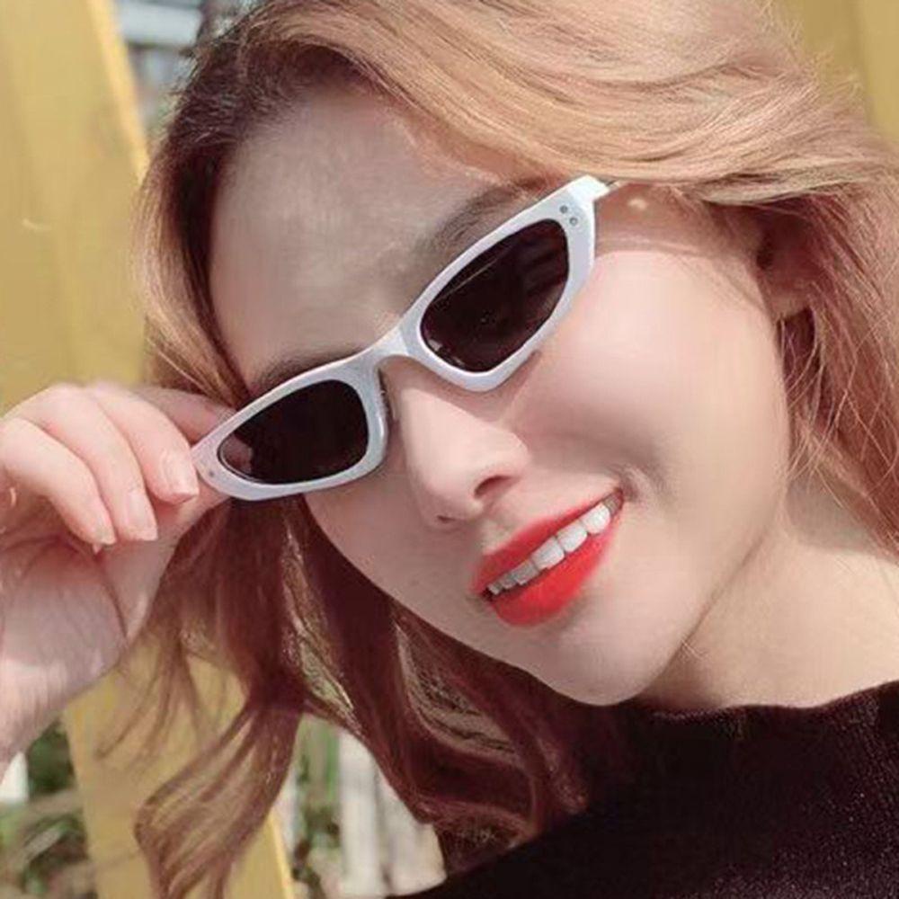 [Elegan] Kacamata Hitam Mata Kucing Perempuan Retro Perlindungan UV UV400 Cat Eye Segitiga Bingkai Wanita Triangle Eyewear