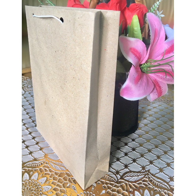 

Paper bag coklat ukuran 21x16x5 cm