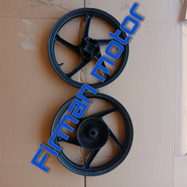 Velg racing vario 110 karbu vario 110 lama original