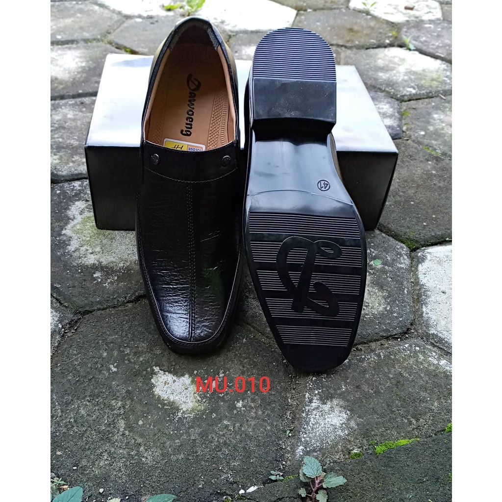 Sepatu Pantofel Pria - Kulit Asli - MU010