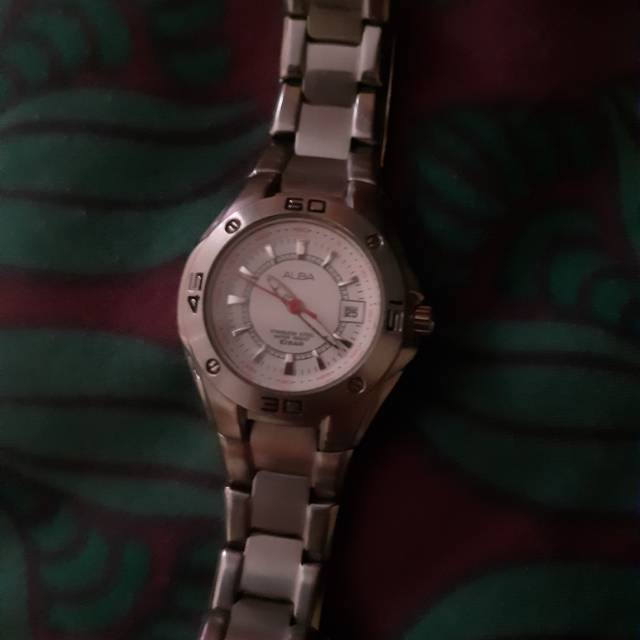 Jam tangan Alba second