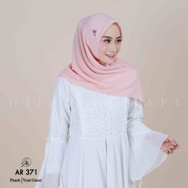 Hijab Arrafi/ AR 371