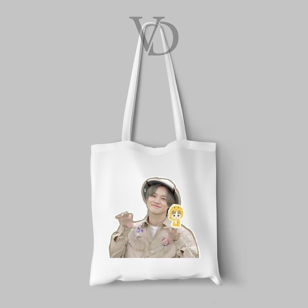 NCT DREAM DINO /TOTE BAG MOTIF SAFARI NCT REX / KPOP TOTE BAG / TAS BELANJA MOTIF KOREA