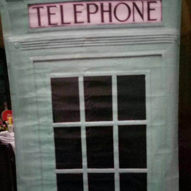 Stiker Pintu Kamar Tlp London