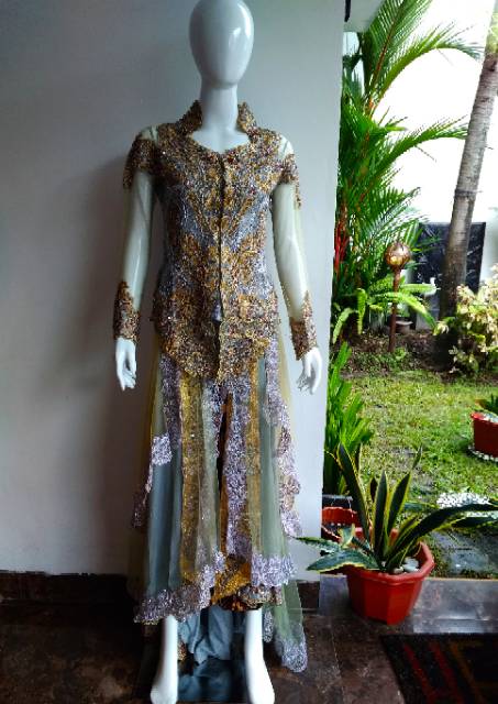 Baju kebaya manten