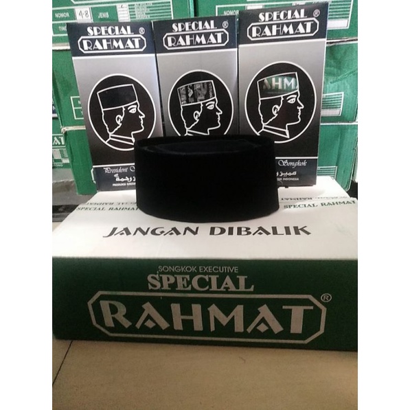 GROSIR PECI HITAM POLOS AC ( Songkok Rahmat SPECIAL ) ISI ( 10 PCS) BAHAN SANGAT LEMBUT DAN NYAMAN