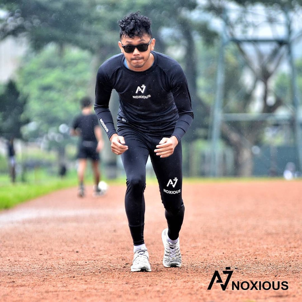 Noxious Setelan Baselayer Running Original Hitam