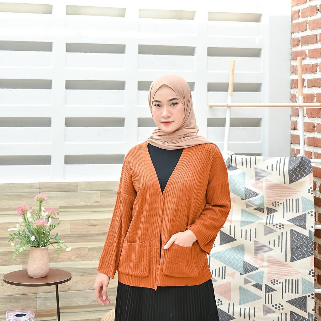 LOOCY CARDY 12 GET / Kardigan Rajut Oversize / Cardie Outher / Loocy Pocket Cardie 12 Get /  Kardigan Rajut Rajut Wanita-CORAL