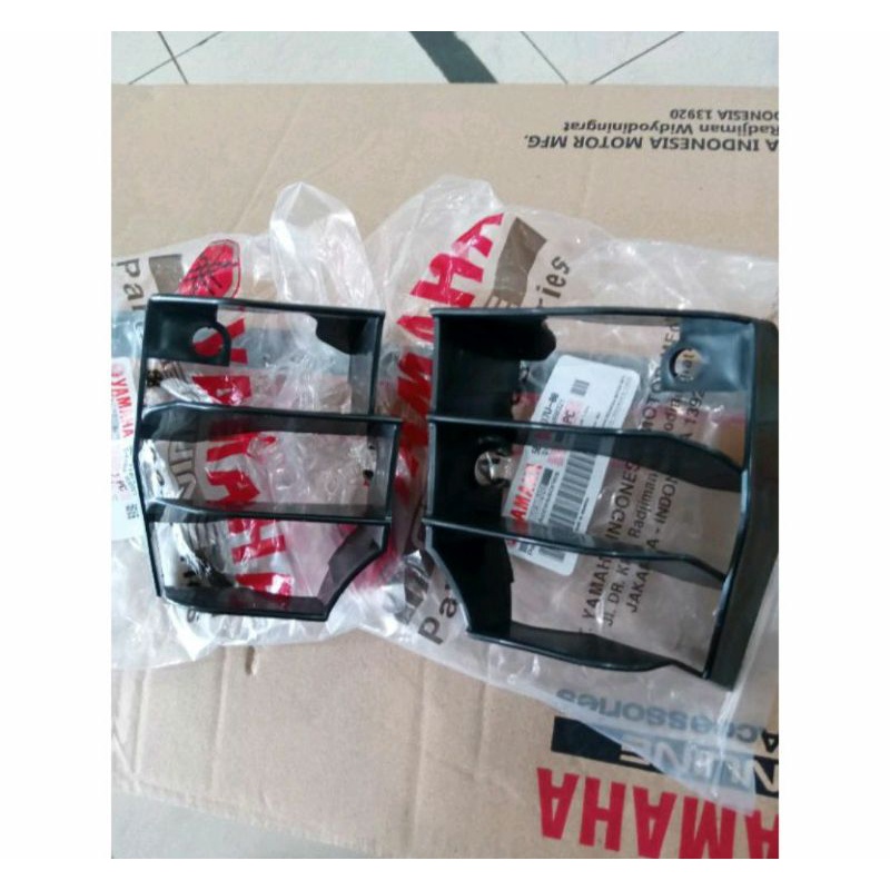 kisi kisi tangki yamaha scorpio steko original sepasang
