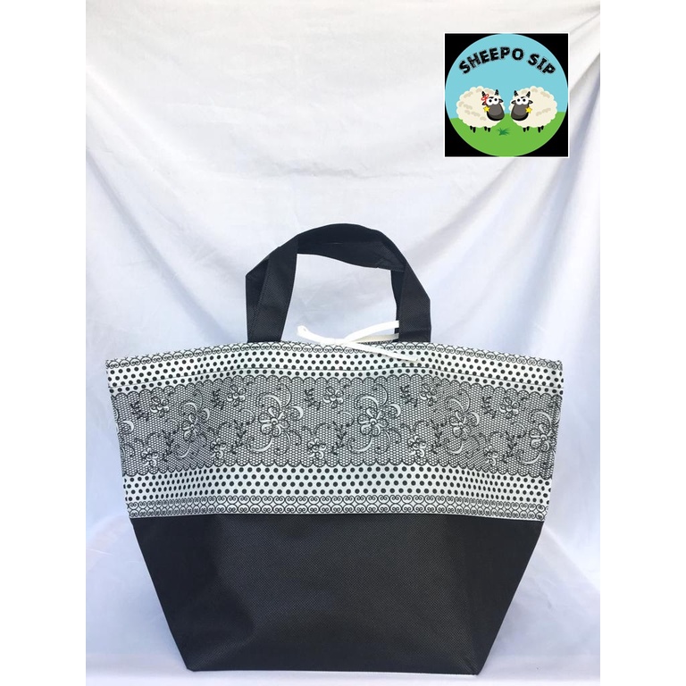 

ECO BAG SPUNBOND TAS JAHIT MOTIF BUNGA - TAS HAJATAN NASI KOTAK / DUS NASI / TAS BESEK 22x22 KUAT