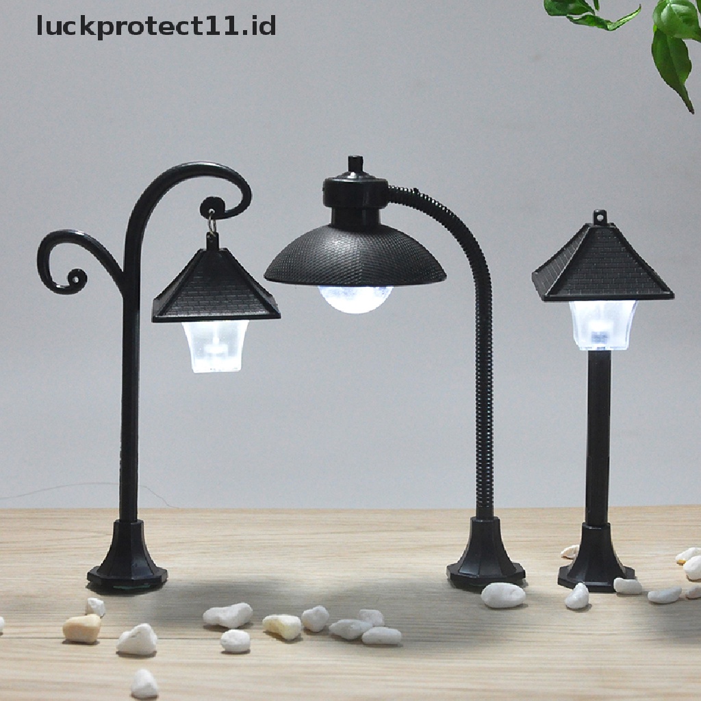 // Hg &amp; ID// 1pc Lampu Jalan Kerajinan Patung Hiasan Taman Miniatur fairy garden decor.