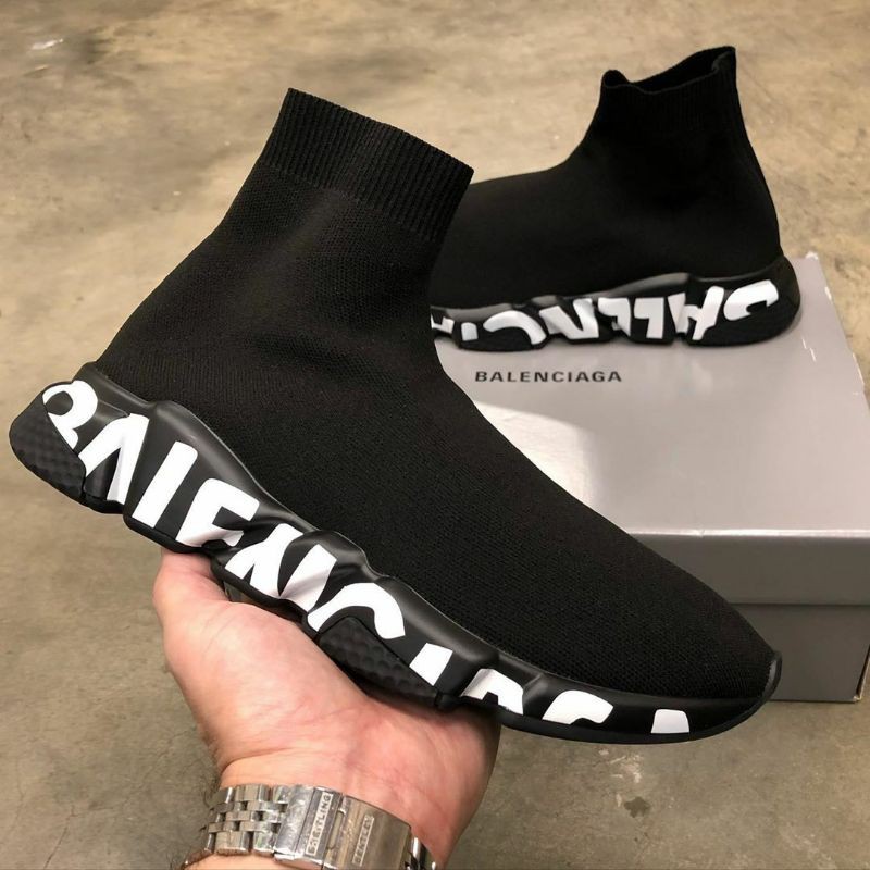 Balenciaga speed trainer grafity