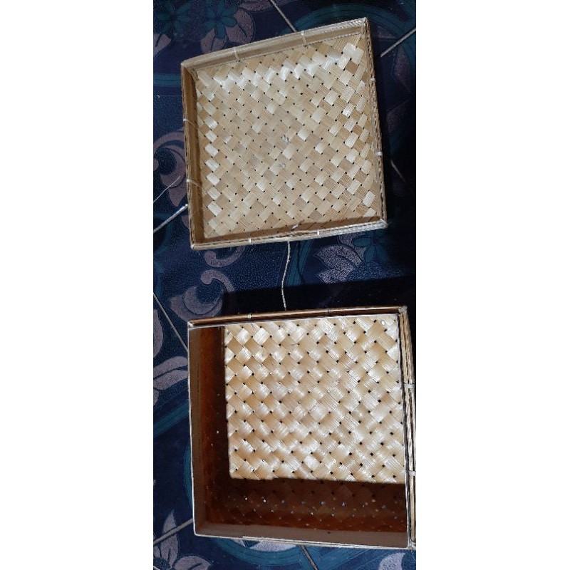Sokase box / besek bambu