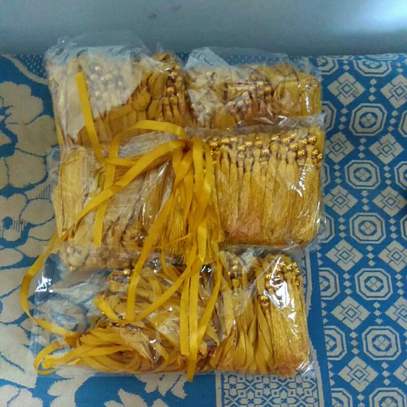 koncer rumbai buku yasin dan majmuk syarif pita dan bandul emas Tidak Diecer po100 pcs