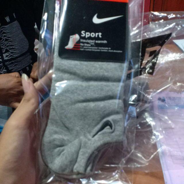 Kaos Kaki Invisible Nike