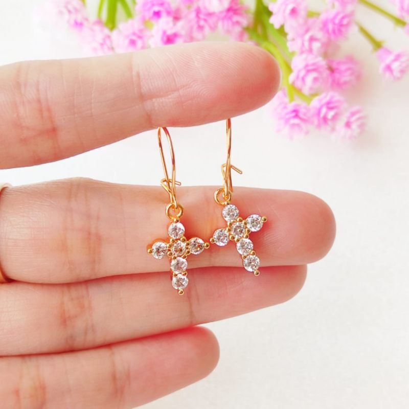 Anting JePit Motif Salib Yaxiya Anting Jepit Permata Anting Jepit Emas Salib