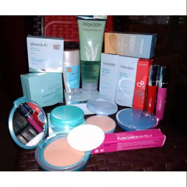 Wardah Paket Seserahan Make up | Shopee Indonesia