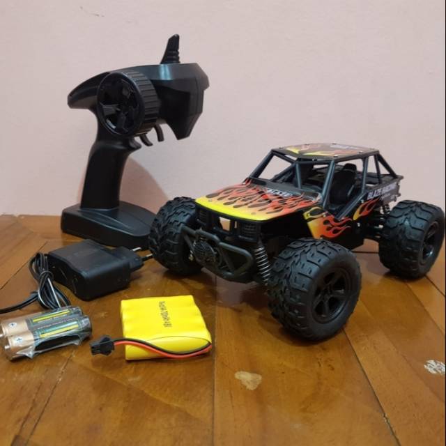 Mainan RC Mobil Rock Crawler