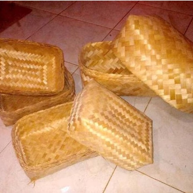 Besek bambu anyaman 2 pcs / tempat makanan bambu / sesek, marang, tompo, bambu anyam