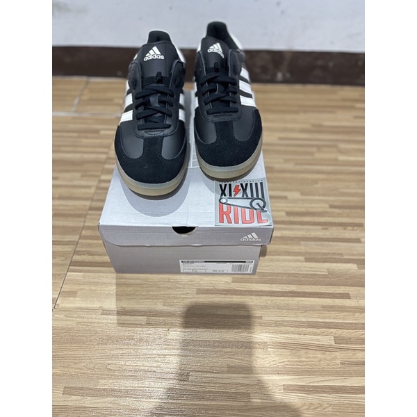 sepatu cleat adidas velosamba