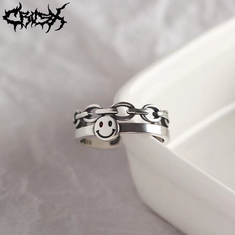 2PCS SMILEY CHAIN RING SET / HIP HOP PUNK SILVER METAL RING SET / CINCIN SET 2 IN 1 VINTAGE SMILE CHAIN RING SPIRAL RING CINCIN SENYUM CINCIN SPIRAL CINCIN COUPLE RING KOREAN STYLE RING CINCIN STYLE KOREA CINCIN AESTHETIC RING CINCIN PRIA CINCIN WANITA