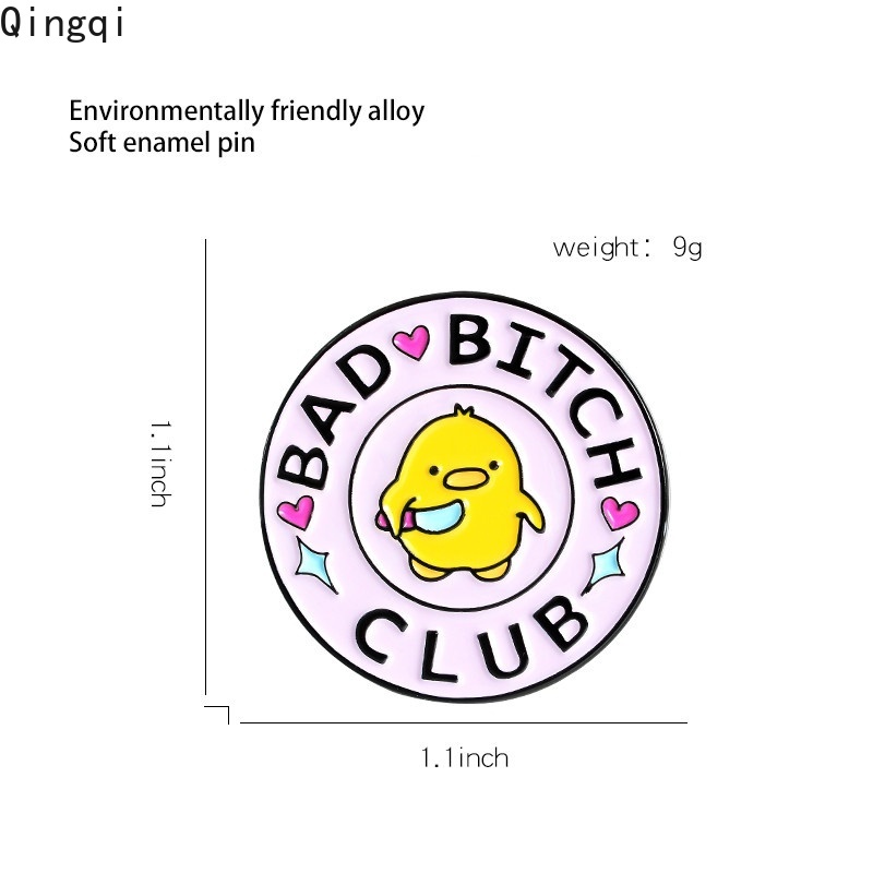 Bros Pin Enamel Desain Kartun Bebek Kuning Bad Bitch Club Dengan Pisau Untuk Hadiah