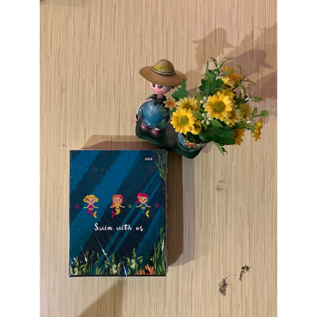 

Buku tulis Kwarto 38 lembar