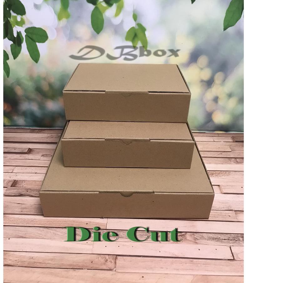

◘ ( 5 Pcs ) Kardus uk. 25x25x10 cm...Die Cut untuk kotak kue Tart -Aksesoris- dll, model box pizza ✼