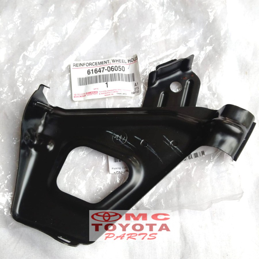 Reinforcement Bracket Bumper Belakang Kiri Camry 61648-06050