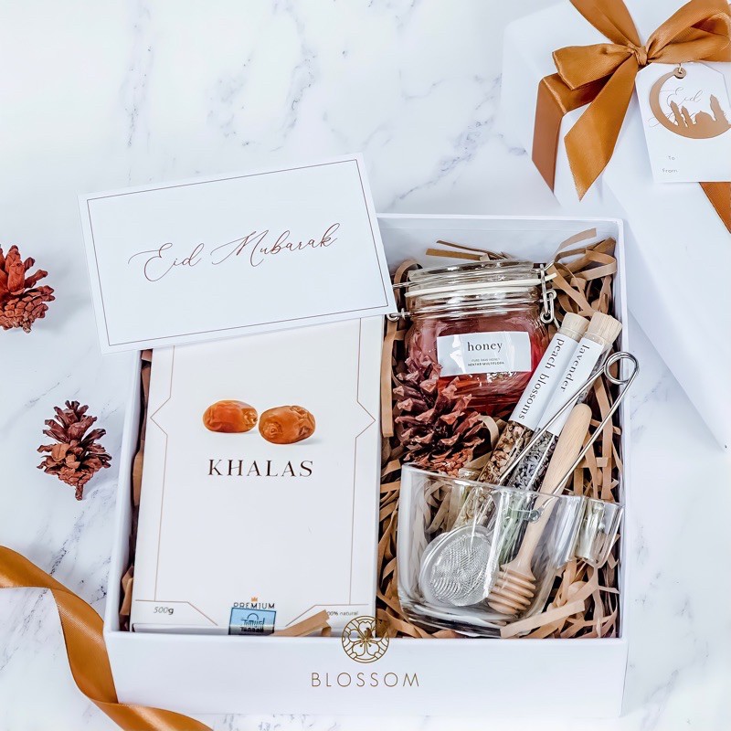 

GIFT BOX | HAMPERS | EID MUBARAK SET | IDUL FITRI HAMPERS