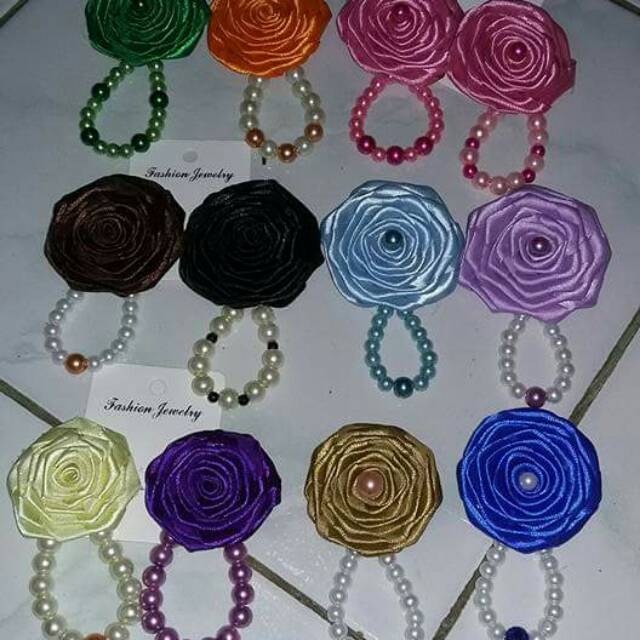 

Souvenir Bros Pita Satin Mutiara min 100 pcs