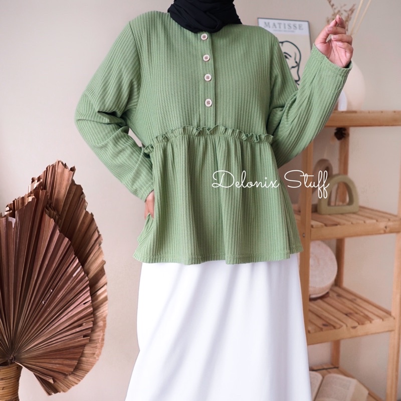 Aneera waffle top