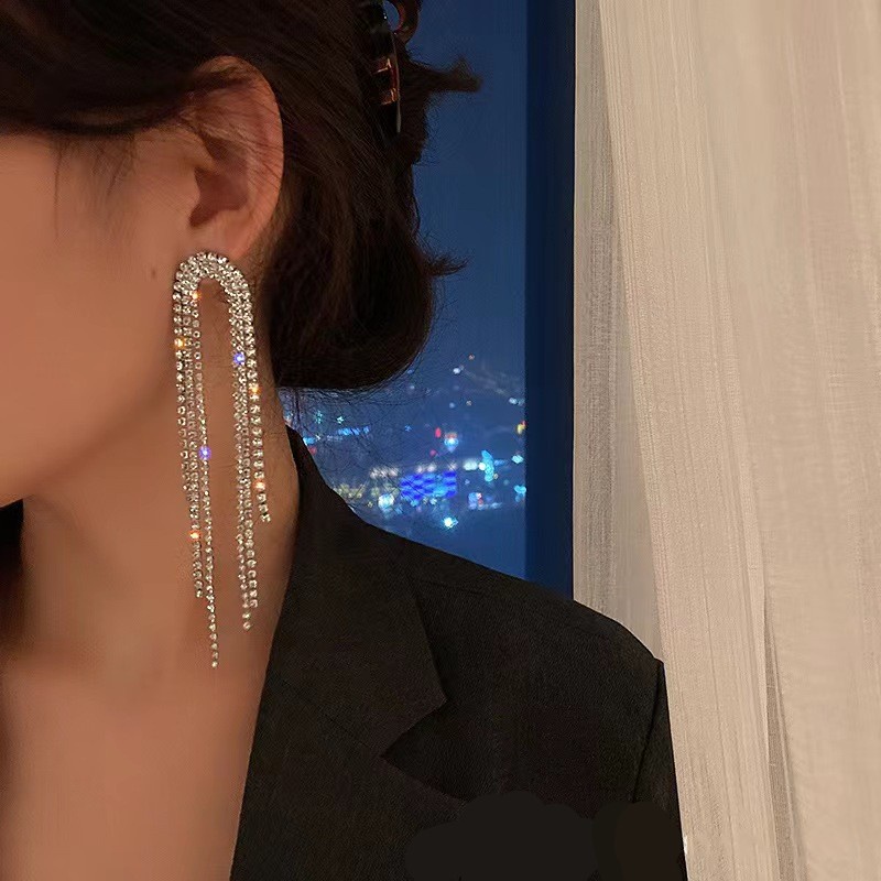 Anting Tusuk Gantung Panjang Wanita Desain Geometri Hias Kristal / Berlian Imitasi Gaya Vintage / Korea Untuk Pesta