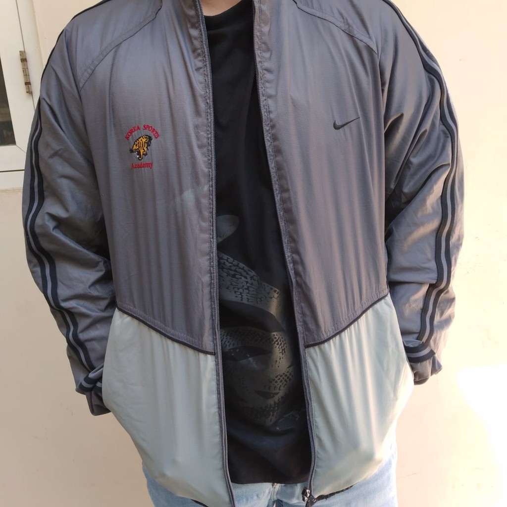 JAKET NIKE KOREA SPORT