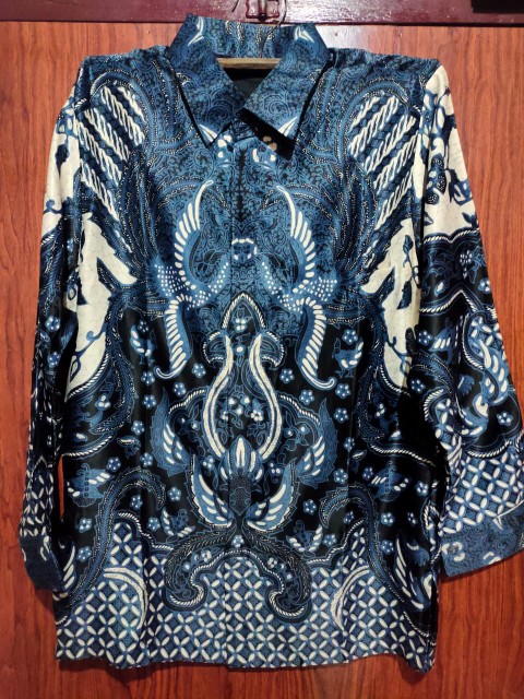 Kemeja Batik Pria Semi Sutra Silky Premium Puring Istimewa
