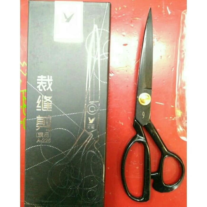 

FREE Ongkirr ! Gunting Potong bahan kain 9" gunting tailor 9" stainless BERKUALITAS murah
