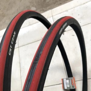 Ban Luar 700 X 28C CST Czar Red