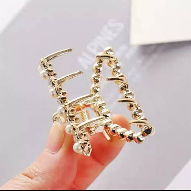 Jepit mixed metal lobang Pearl Korea isi 6 pcs.